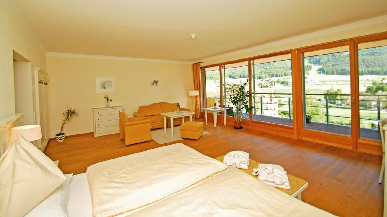 Hotel Olympia Brunico Exterior photo